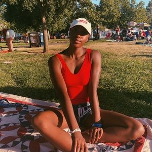 Meet your Posher, Azaria